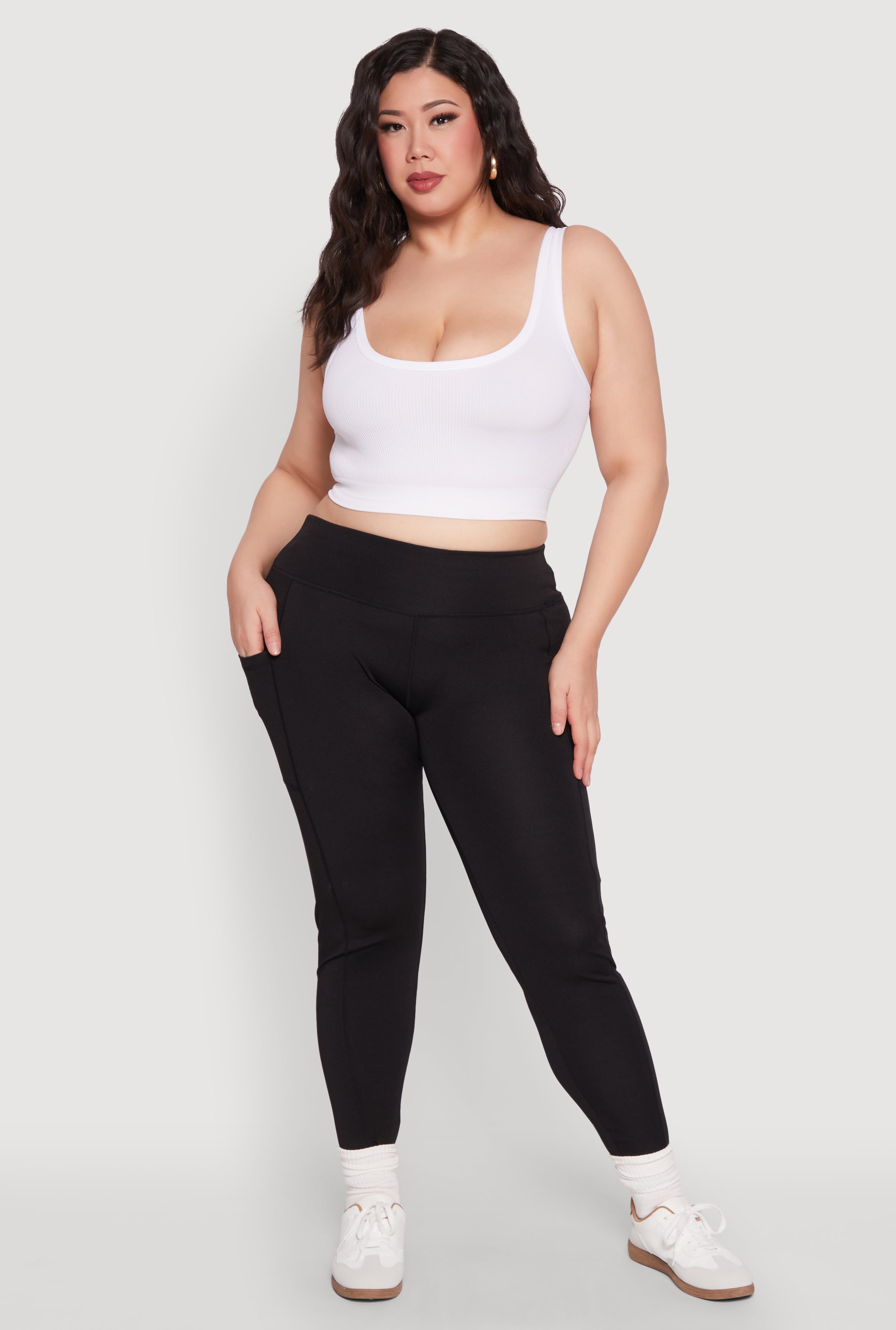 Plus Size Side Pocket Leggings