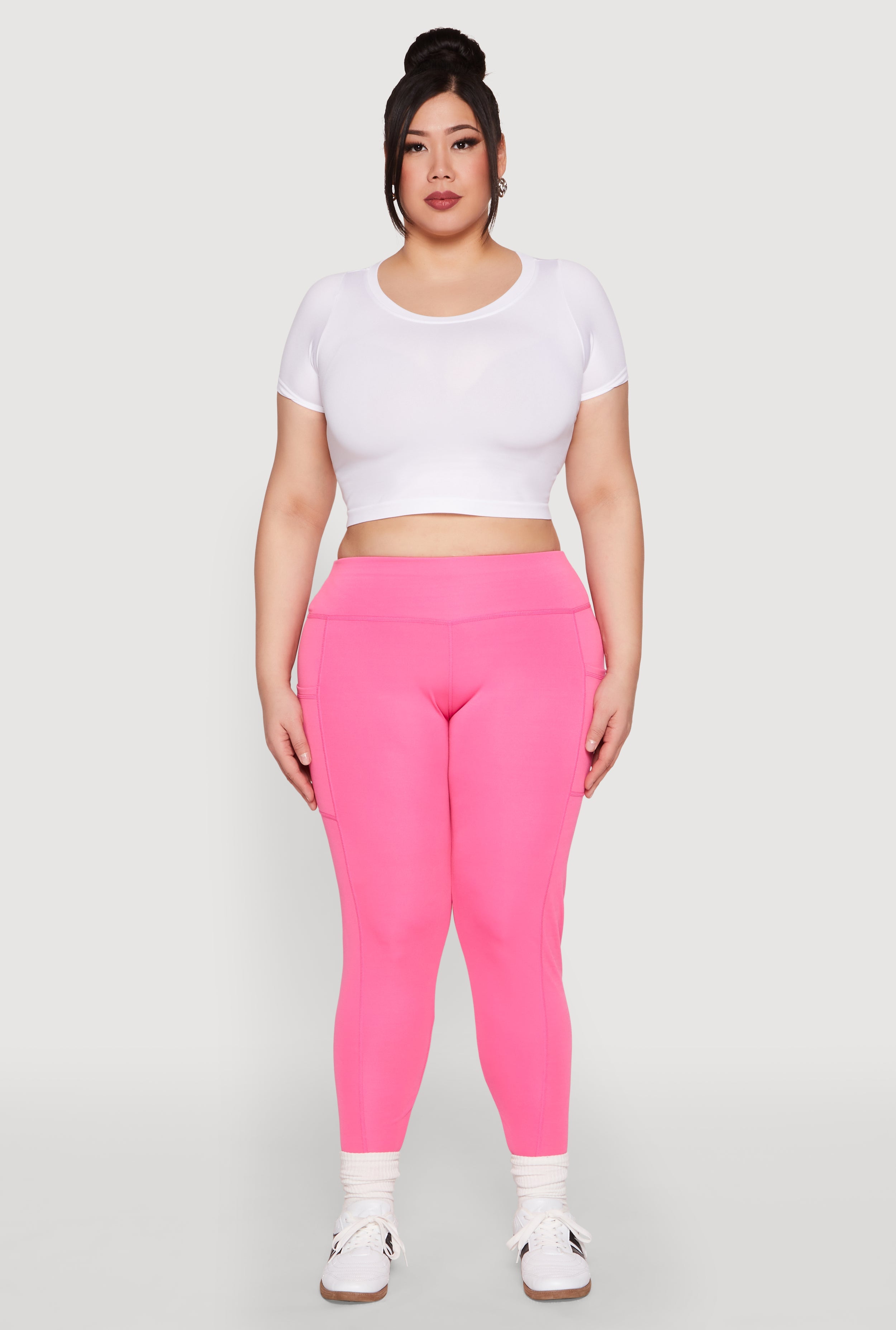 Plus Size Side Pocket Leggings