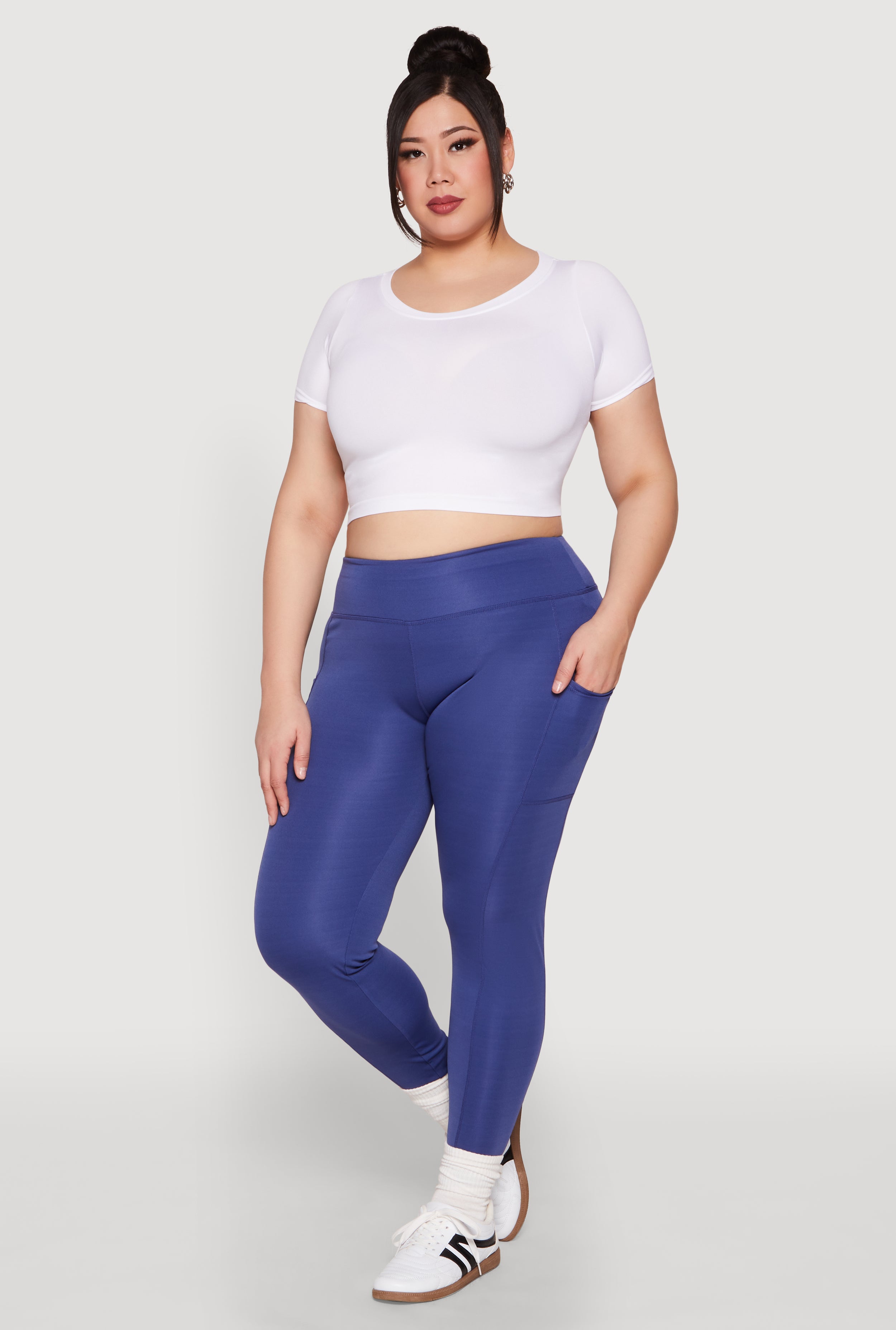 Plus Size Side Pocket Leggings